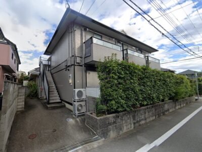 伊丹市稲野町４丁目（ロイヤルハイネス２Ｆ）